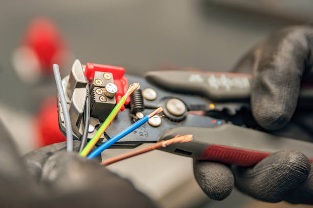Electrical Outlet Repair in De Soto, IL